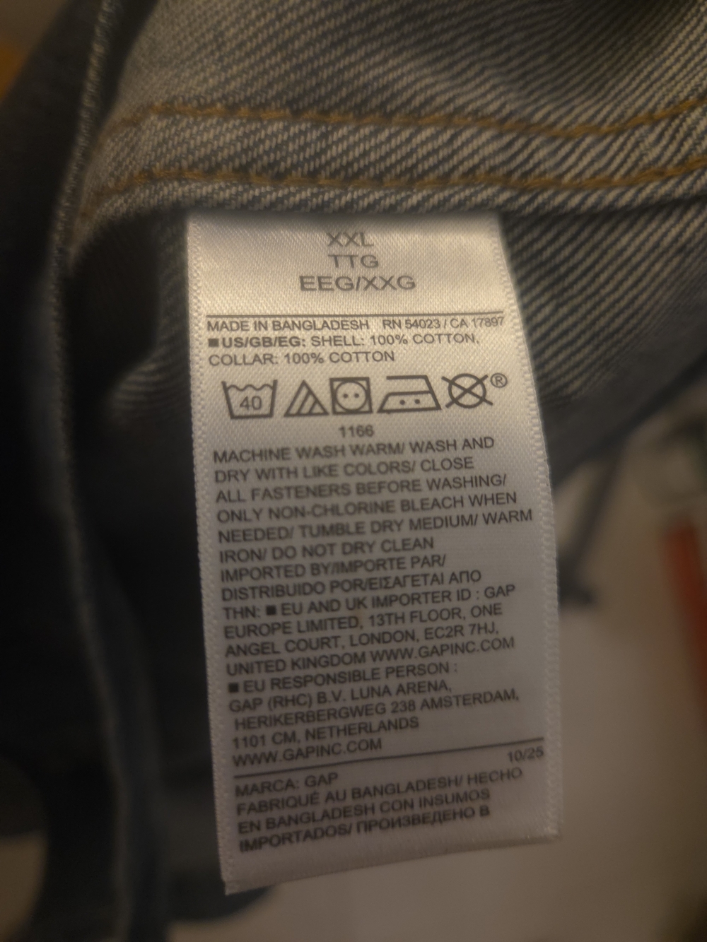 GAP Two-Tone Blue Denim Chore Jacket with Dark Collar - Picture 3 of 6